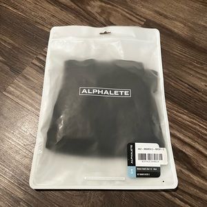 Alphalete 4.5” Amplify Shorts, Black, Small